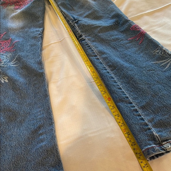 Amazing Embroidered Boot Leg Jeans with Butterfly Embellishments - Picture 8 of 13